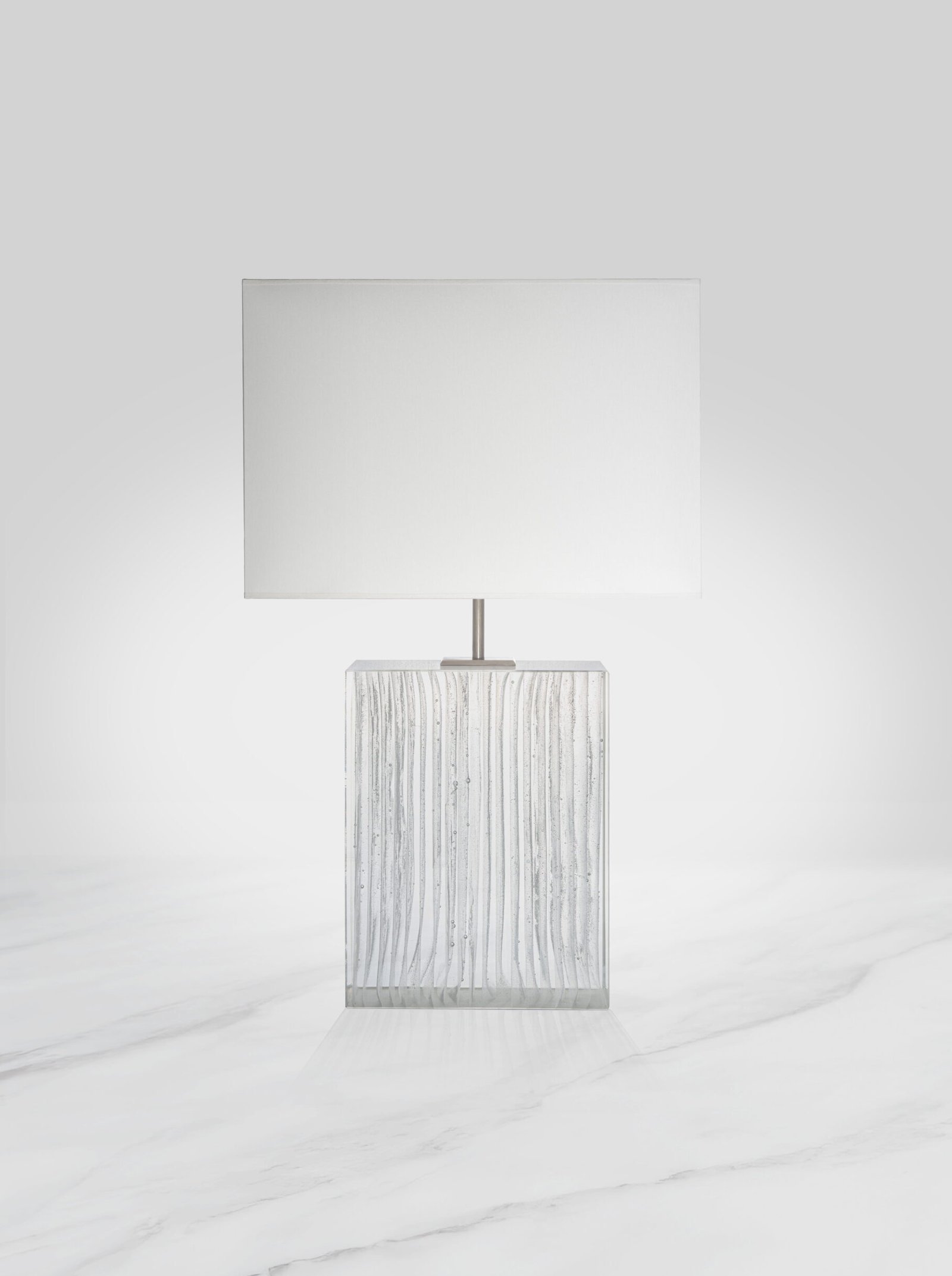 Lampe modèle MG-25-10-1 A