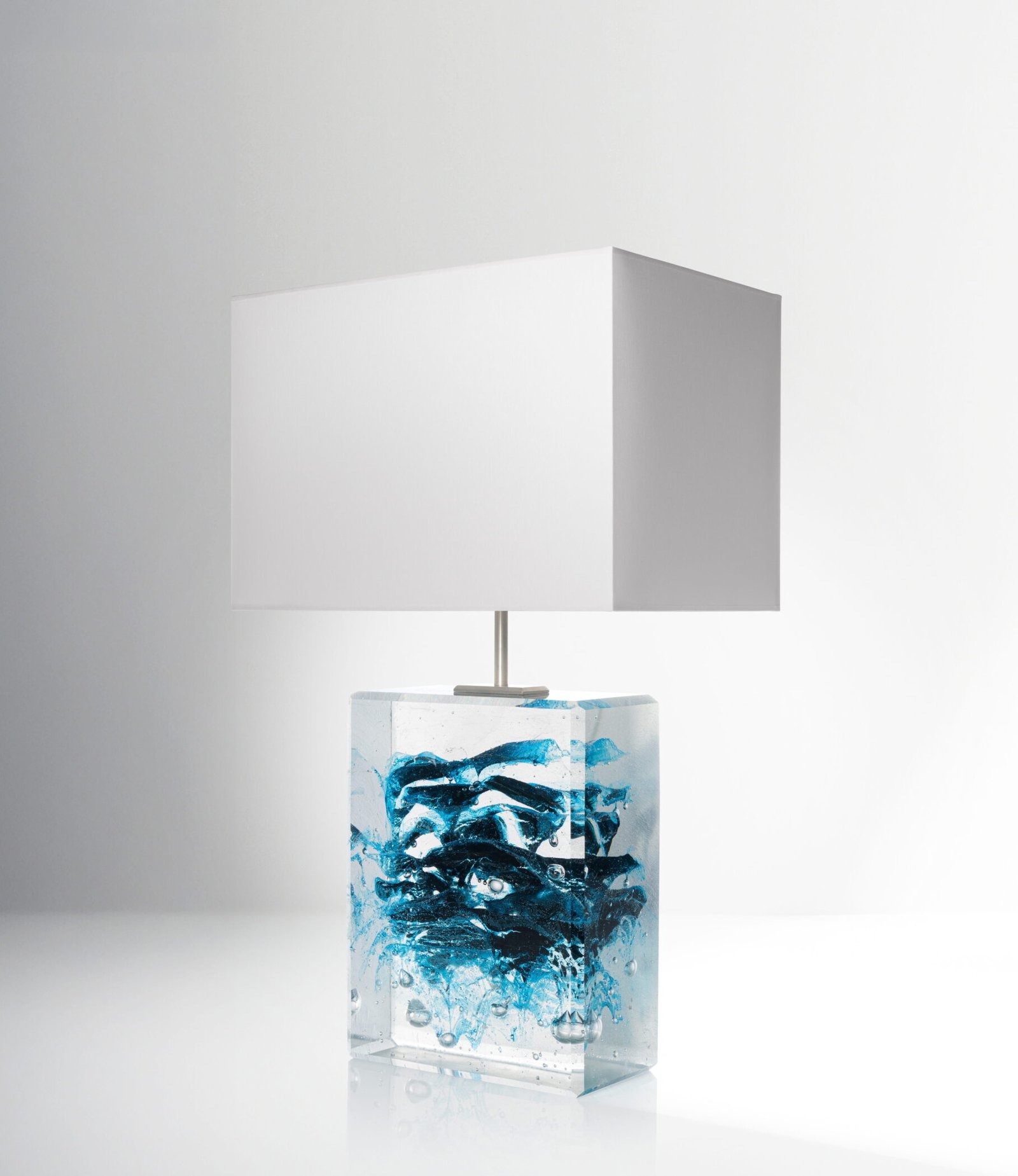 Lampe modèle MG-25-6-1